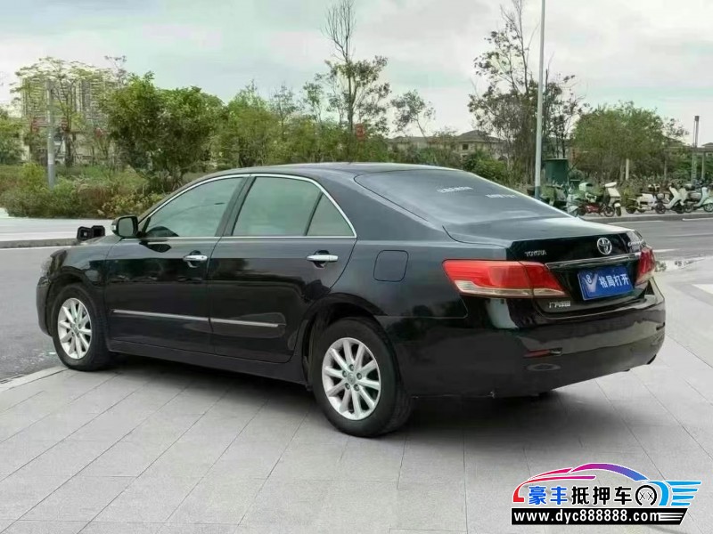 15年丰田凯美瑞轿车抵押车出售