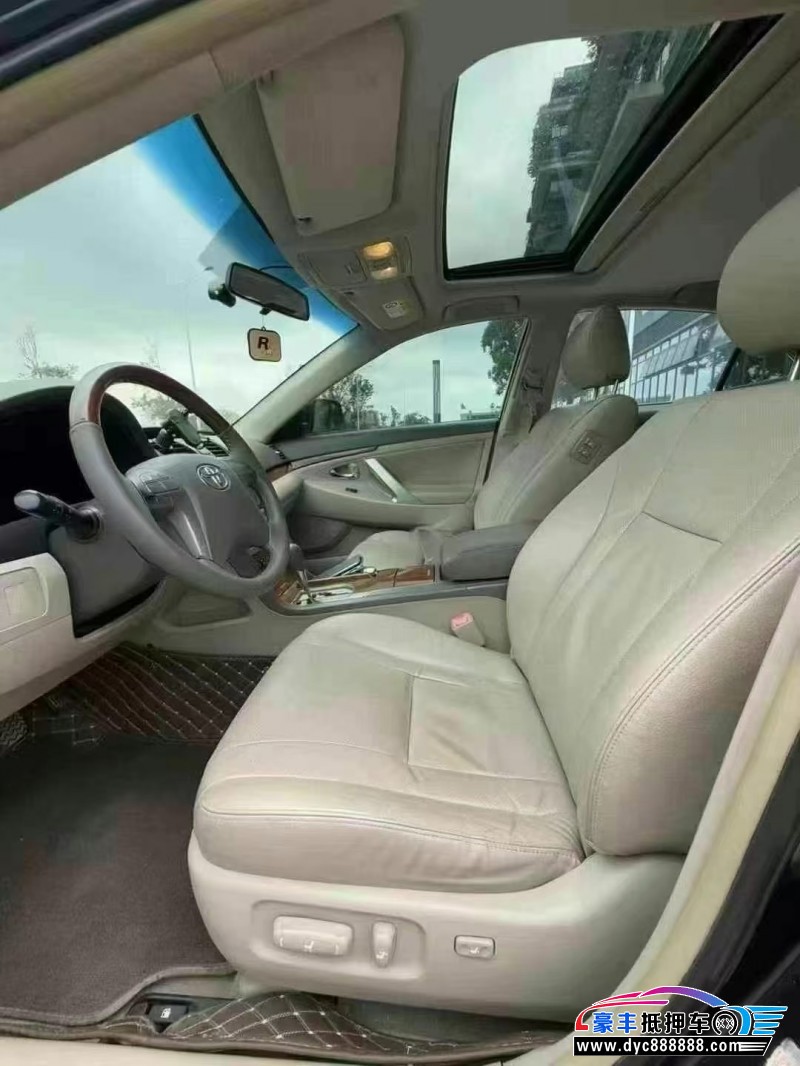 15年丰田凯美瑞轿车抵押车出售