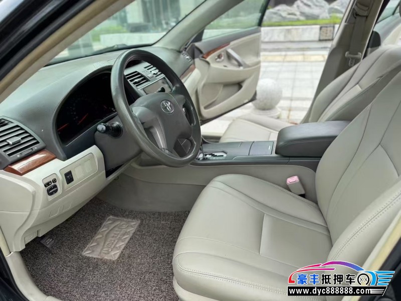 15年丰田凯美瑞轿车抵押车出售