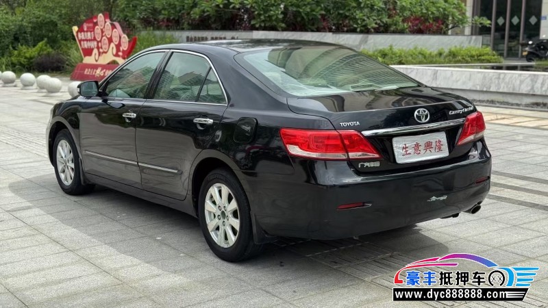 15年丰田凯美瑞轿车抵押车出售