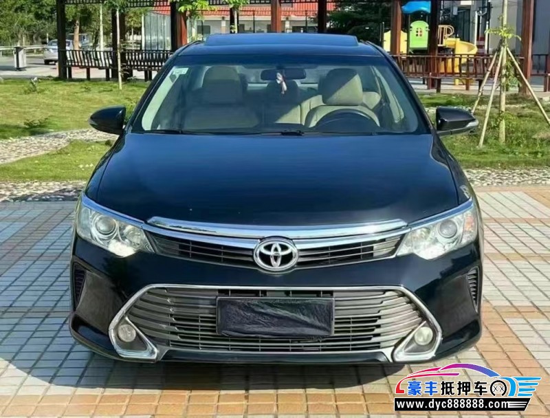 15年丰田凯美瑞轿车抵押车出售