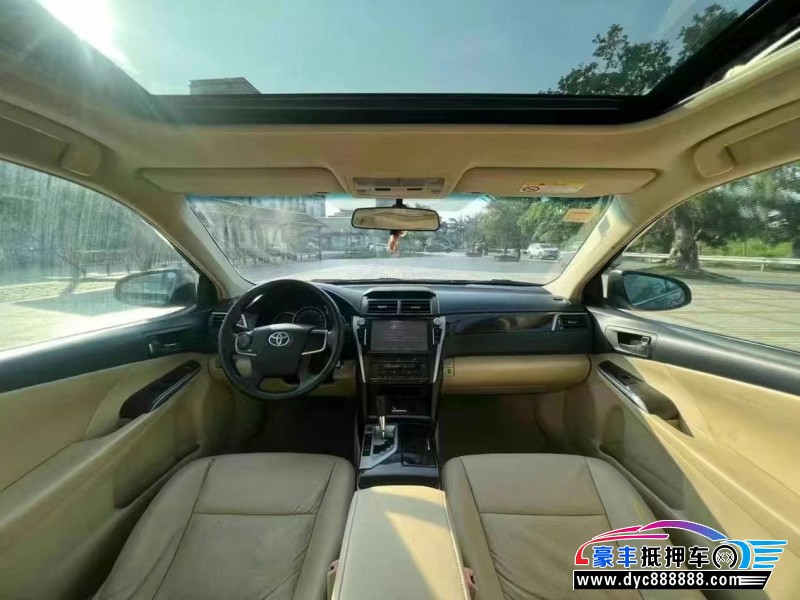 15年丰田凯美瑞轿车抵押车出售