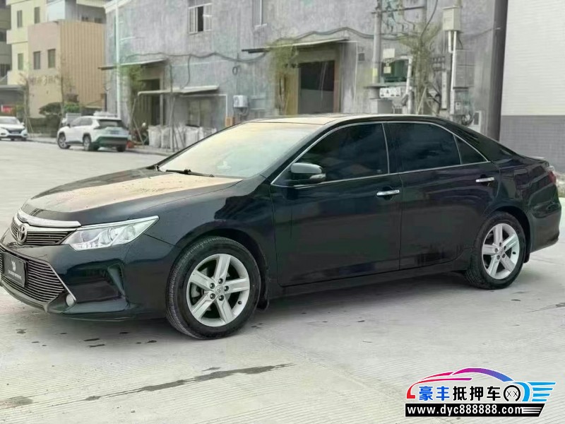 15年丰田凯美瑞轿车抵押车出售