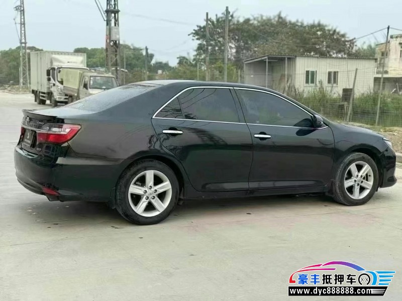 15年丰田凯美瑞轿车抵押车出售