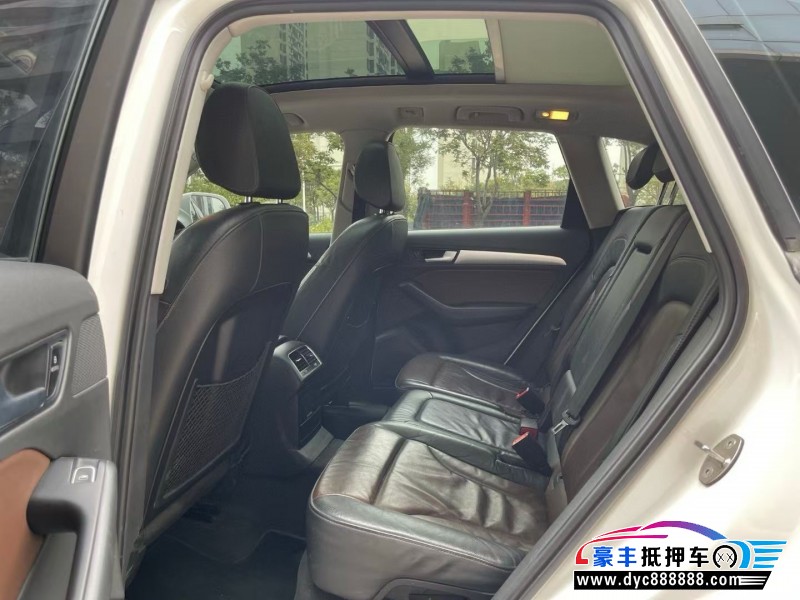 16年奥迪Q5轿车抵押车出售