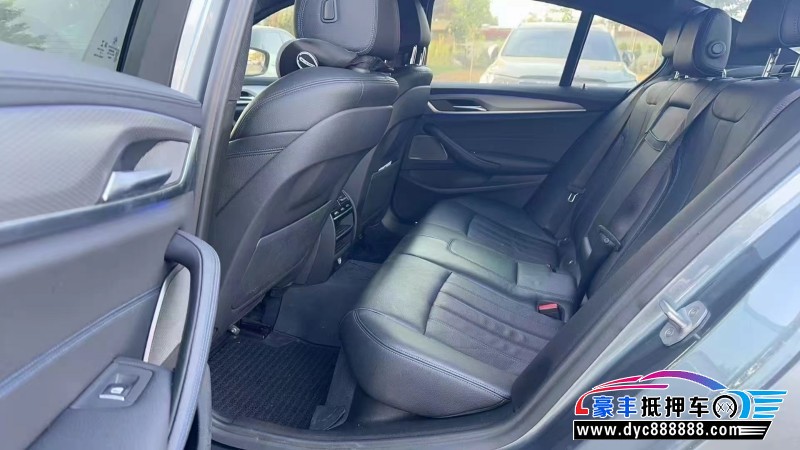 18年宝马5系轿车抵押车出售