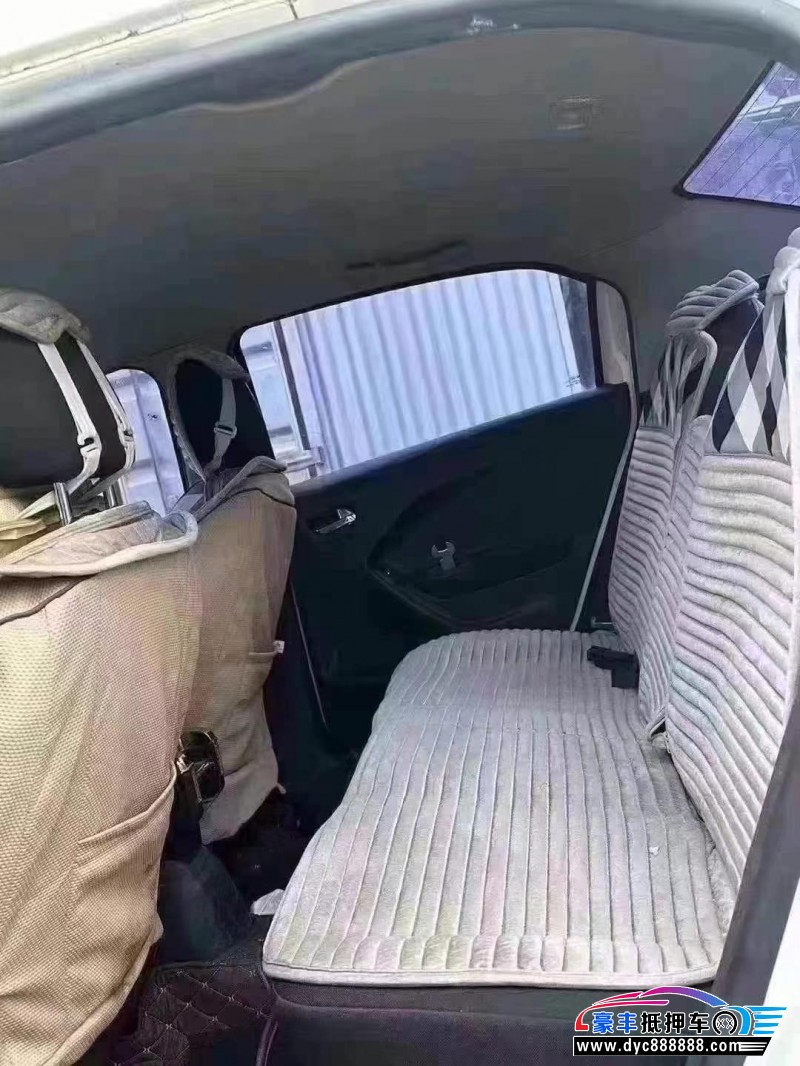 17年雪铁龙爱丽舍轿车抵押车出售