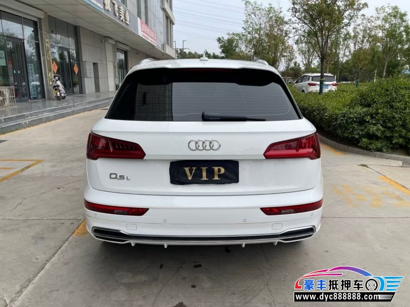 20年奥迪Q5轿车抵押车出售