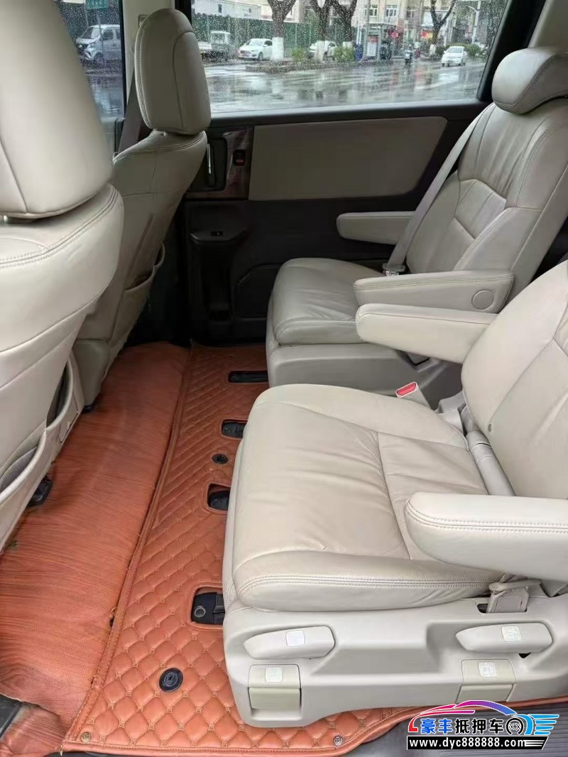 17年本田奥德赛轿车抵押车出售