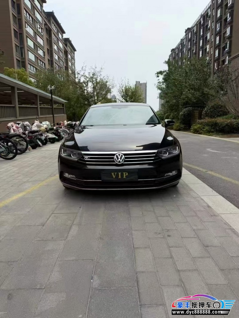 20年大众迈腾轿车抵押车出售