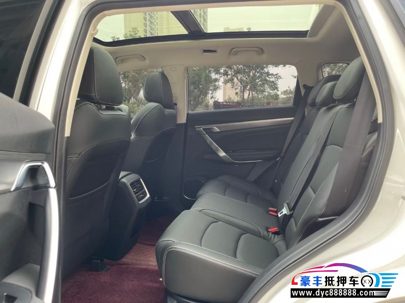 20年吉利博越轿车抵押车出售