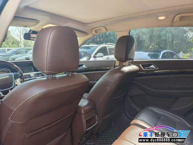 18年猎豹汽车CS10轿车抵押车出售