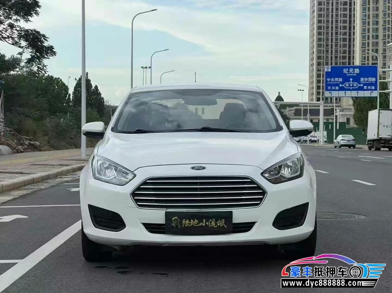 抵押车出售17年福特福睿斯轿车