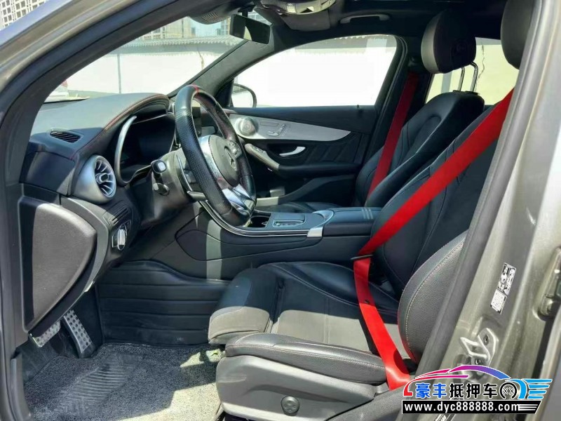 21年奔驰GLC轿车抵押车出售