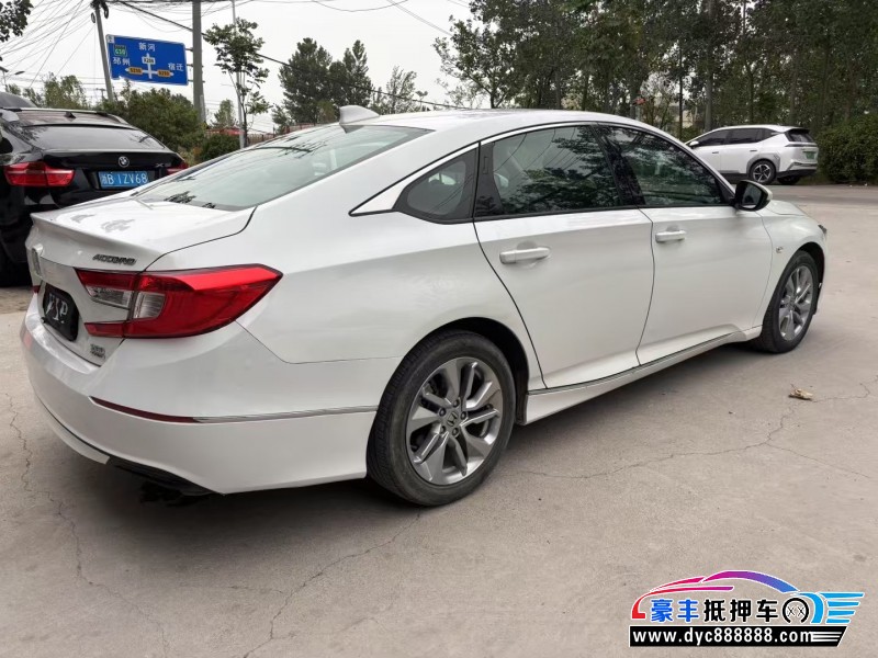 20年本田雅阁轿车抵押车出售