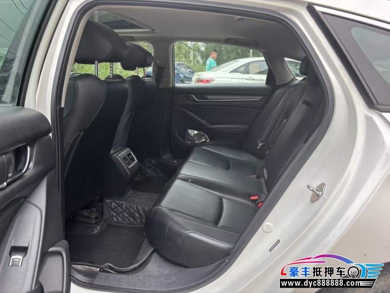 20年本田雅阁轿车抵押车出售