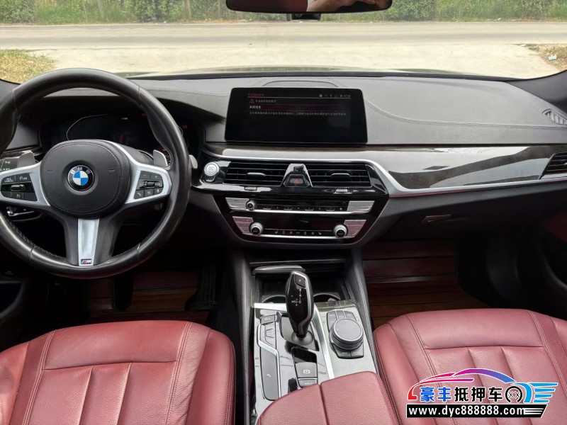 20年宝马5系轿车抵押车出售