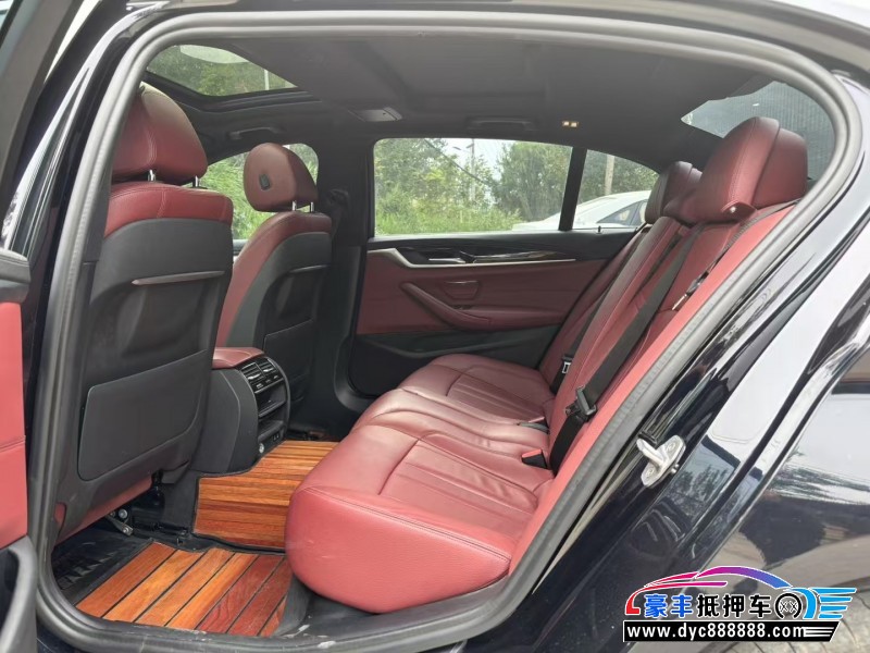 20年宝马5系轿车抵押车出售