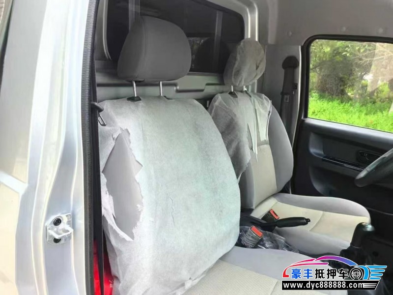 24年金杯T30轿车抵押车出售