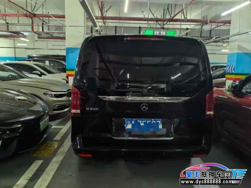 23年奔驰V轿车抵押车出售