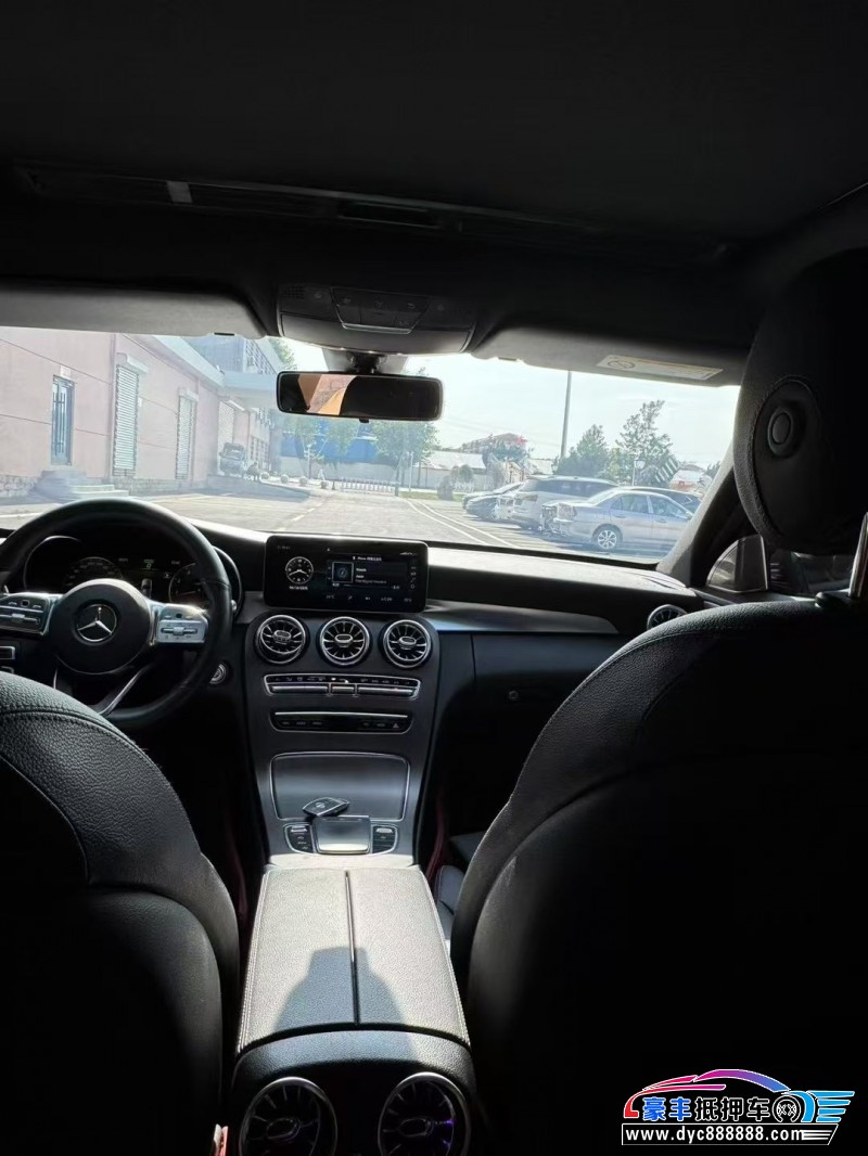 20年奔驰C轿车抵押车出售