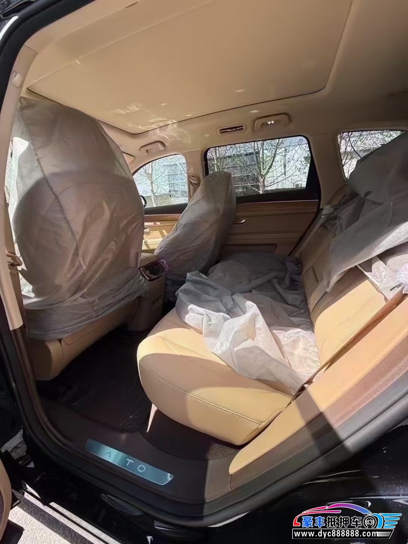 25年华为问界轿车抵押车出售