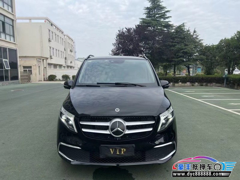 21年奔驰V轿车抵押车出售