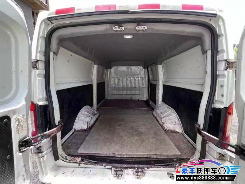 22年东风御风轿车抵押车出售