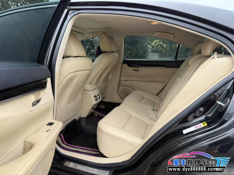 14年雷克萨斯ES轿车抵押车出售