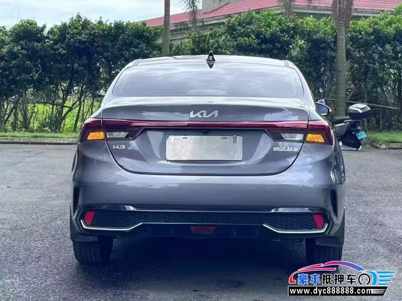 23年起亚K3轿车抵押车出售