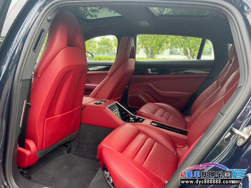 20年保时捷帕纳梅拉轿车抵押车出售