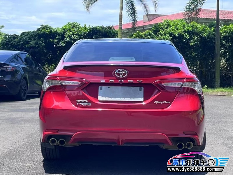 19年丰田凯美瑞轿车抵押车出售