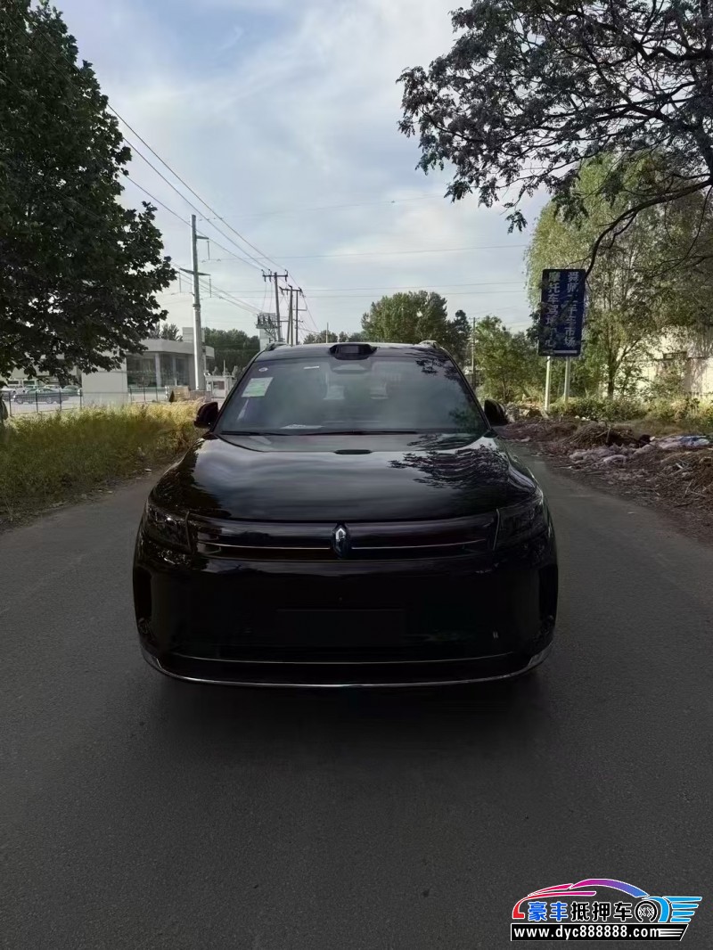 25年华为问界轿车抵押车出售