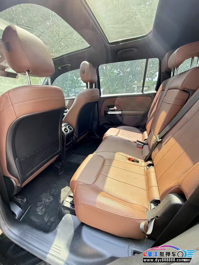 20年奔驰GLB轿车抵押车出售