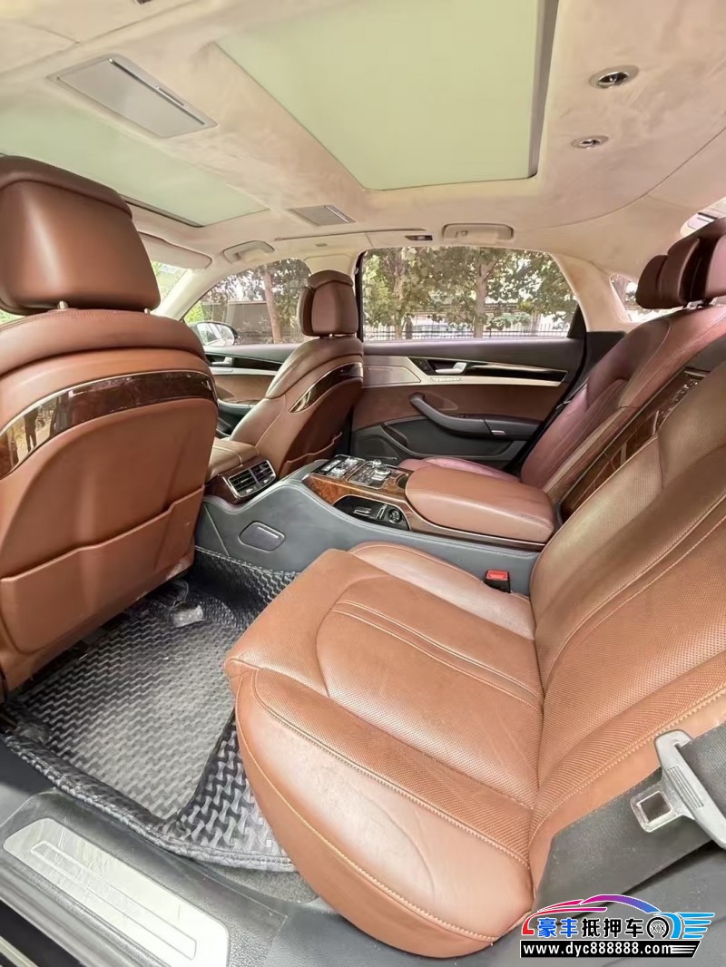 16年奥迪A8L轿车抵押车出售