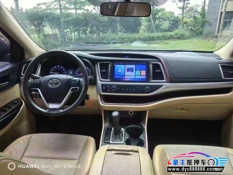 16年丰田汉兰达轿车抵押车出售