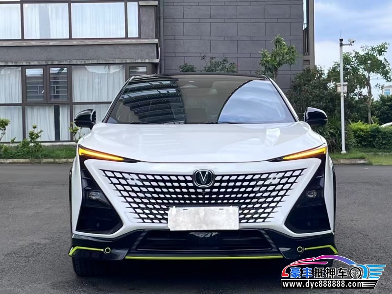 22年长安长安UNI轿车抵押车出售