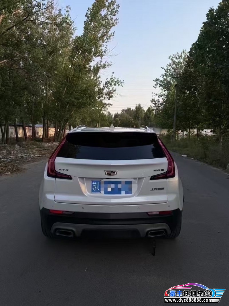 19年凯迪拉克XT4轿车抵押车出售