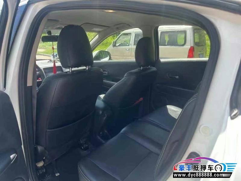 16年本田缤智轿车抵押车出售