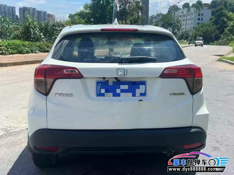 16年本田缤智轿车抵押车出售