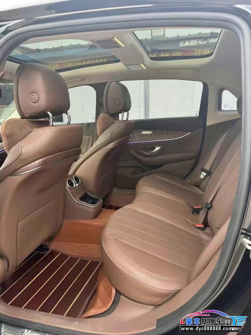 23年奔驰E轿车抵押车出售