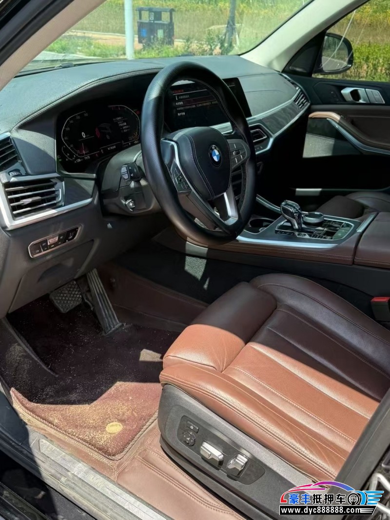 20年宝马X7轿车抵押车出售