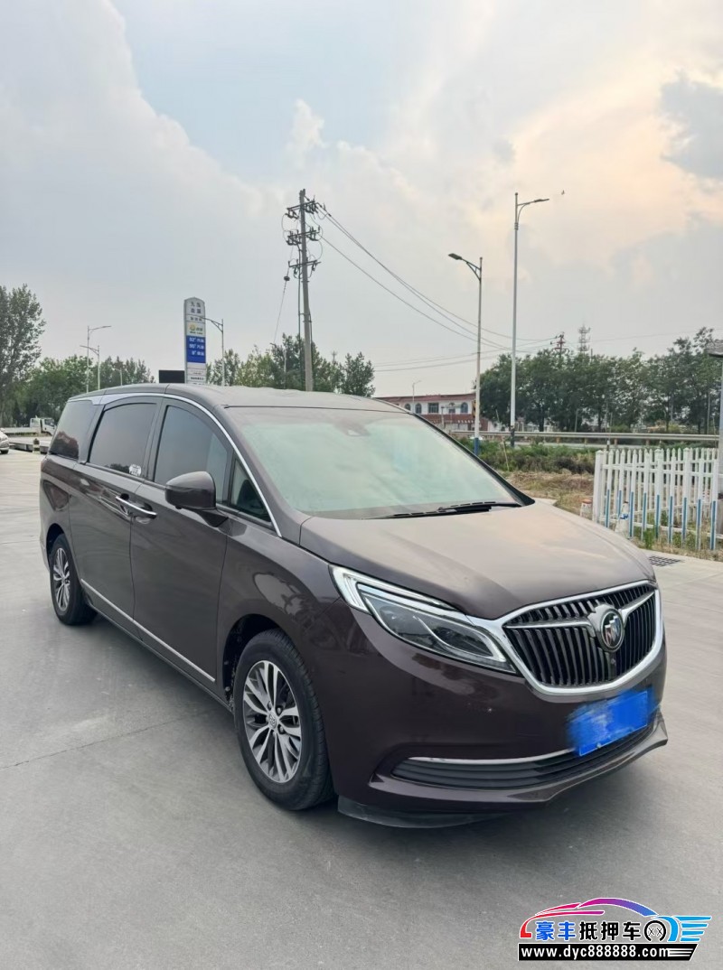 17年别克GL8轿车抵押车出售