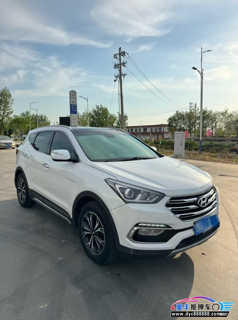 17年现代新胜达轿车抵押车出售