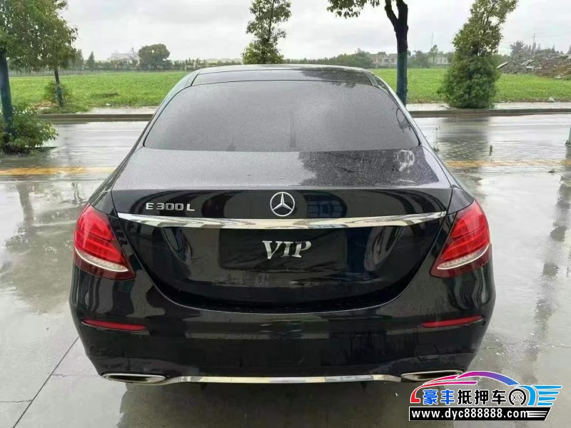 20年奔驰E轿车抵押车出售