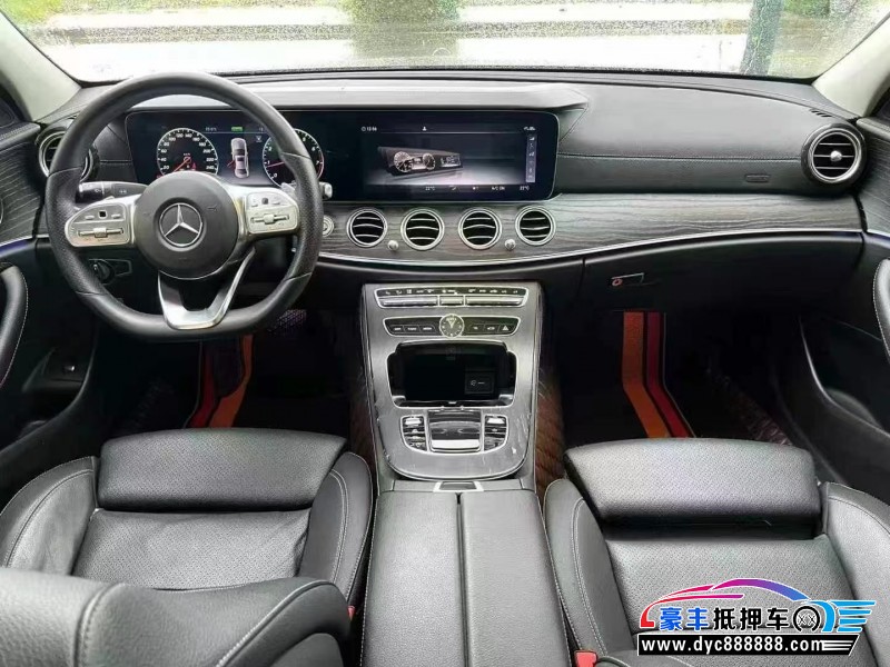 20年奔驰E轿车抵押车出售