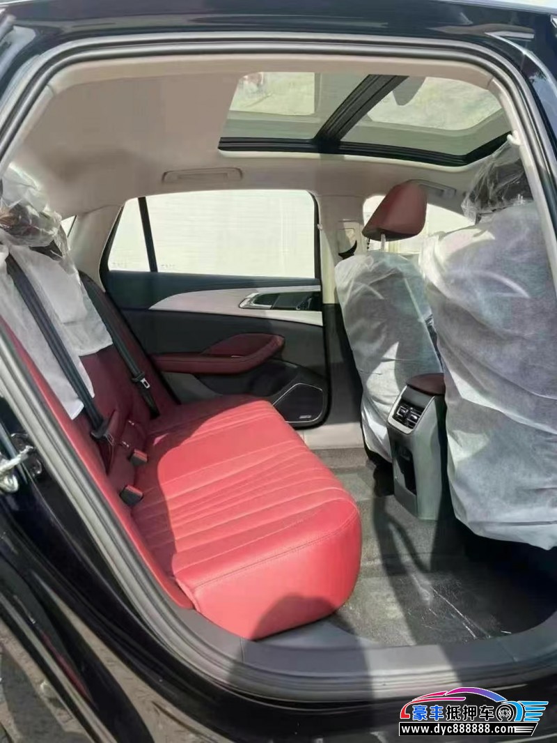 25年红旗H5轿车抵押车出售