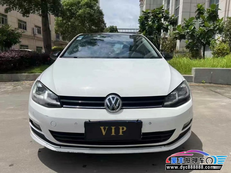 17年大众高尔夫轿车抵押车出售