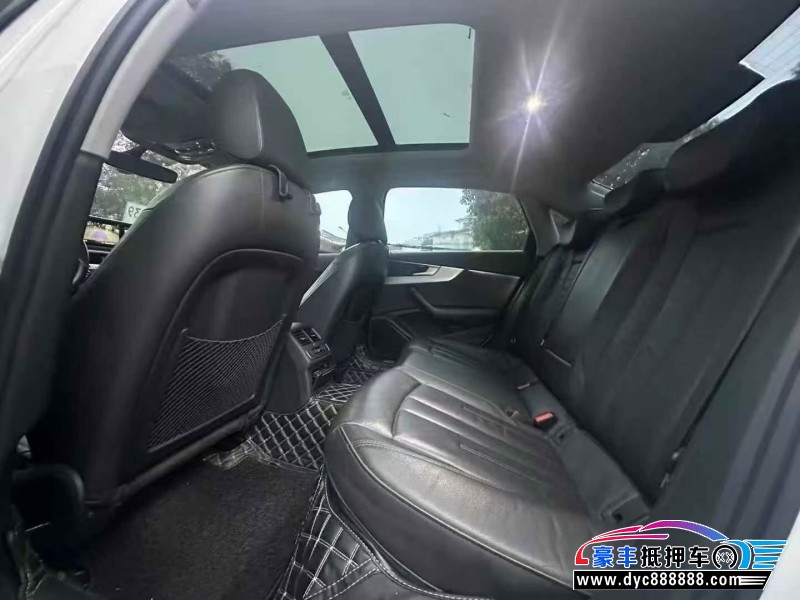 19年奥迪A4轿车抵押车出售