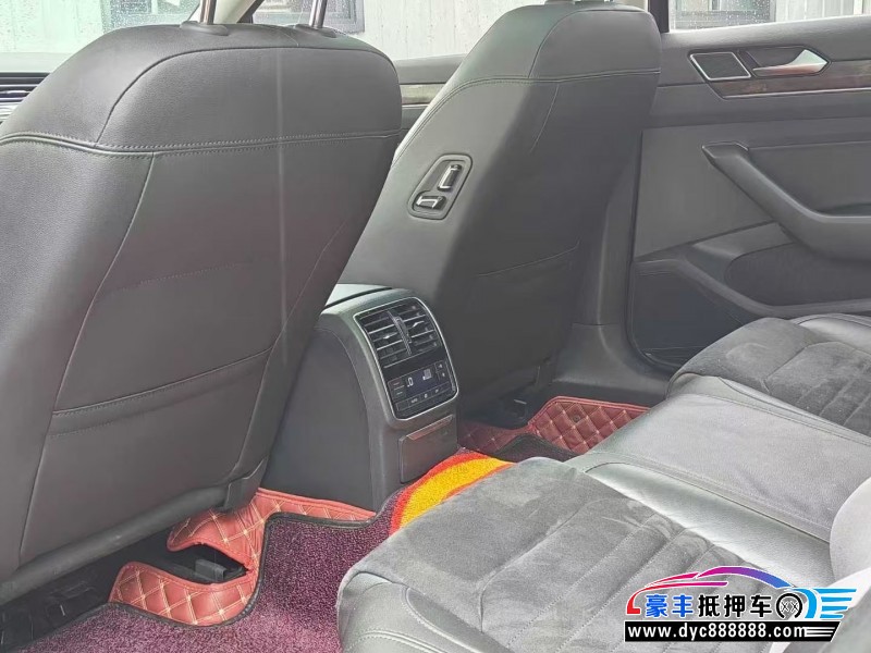 18年大众迈腾轿车抵押车出售